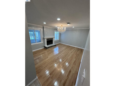 Beautifully maintained 4-bedroom, 2-bath single-story home - photo 8