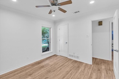 Welcome to a beautifully updated Grapevine home where generous - photo 24