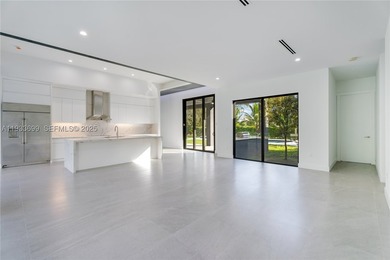 This extraordinary property offers a rare opportunity to enjoy - photo 25