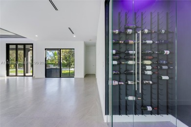 This extraordinary property offers a rare opportunity to enjoy - photo 27