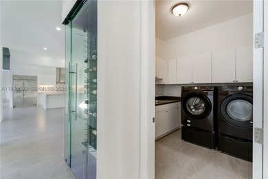 This extraordinary property offers a rare opportunity to enjoy - photo 28