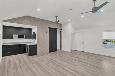 Welcome to a beautifully updated Grapevine home where generous - photo 31