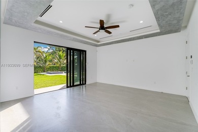 This extraordinary property offers a rare opportunity to enjoy - photo 43
