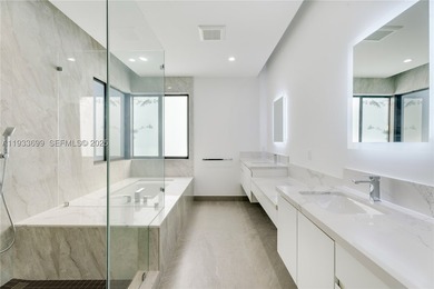 This extraordinary property offers a rare opportunity to enjoy - photo 44