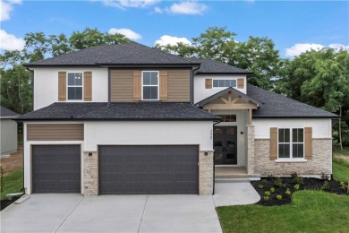 Prairie Lee Lake Home For Sale in Lees Summit Missouri