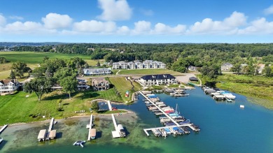 Lake Condo For Sale in Angola, Indiana