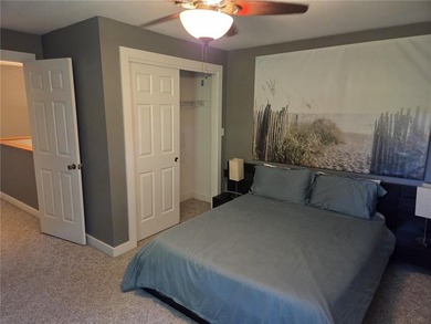 This inviting end-unit townhouse, part of the 12-unit Barclay - photo 25