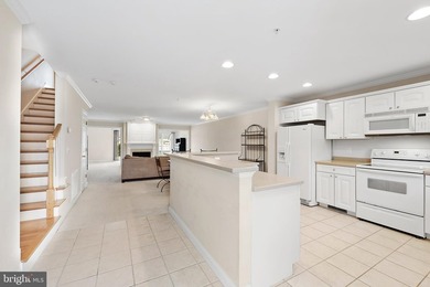 Welcome to your perfect coastal retreat in the sought-after - photo 5