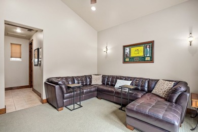 Immaculate garden home with large courtyard area, separate - photo 26