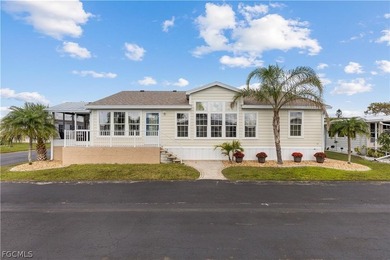 Extraordinary Triple-Wide 3BR/2BA Furnished Home in Premier 55+ - photo 31