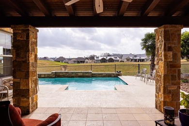 Immaculate garden home with large courtyard area, separate - photo 32