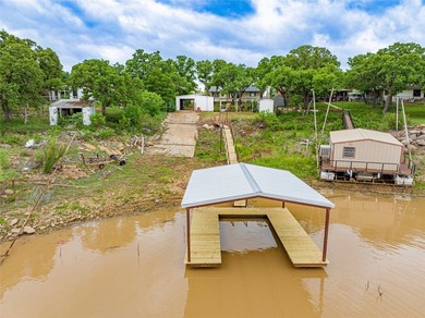 Beautifully remodeled waterfront home on Hubbard Creek Lake in - photo 33
