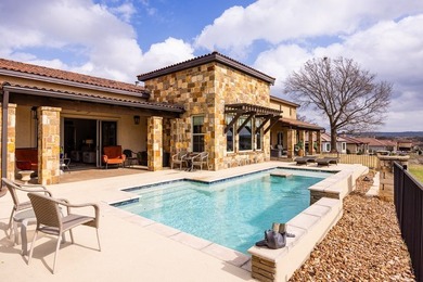 Immaculate garden home with large courtyard area, separate - photo 39