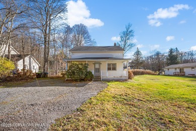 Pocono Lake Home For Sale in Pocono Lake Pennsylvania