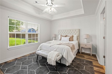 Welcome home to this beautifully maintained, 3-bedroom, 2-bath - photo 14