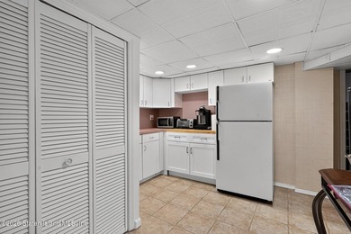 A unique opportunity to own a true extra-large all brick center - photo 22