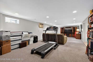 A unique opportunity to own a true extra-large all brick center - photo 24