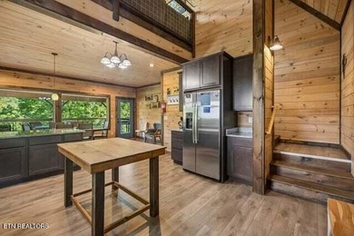 Welcome to The Cozy Bear--your private Smoky Mountain escape - photo 9