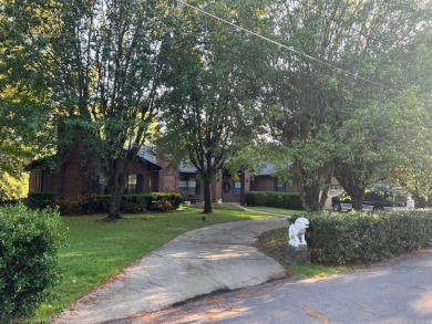 Lake Hamilton Home For Sale in Hot Springs Arkansas