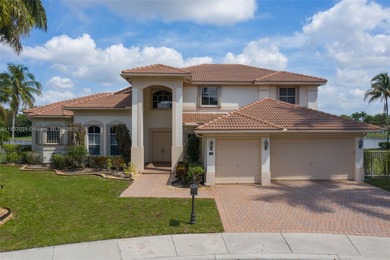 (private lake, pond, creek) Home For Sale in Weston Florida