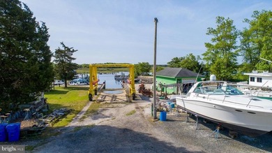 Premier Waterfront Marina & Income Powerhouse! Seize this rare - photo 12
