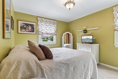 Fantastic Opportunity in Harborfields SD! Pristine Split-Level - photo 14