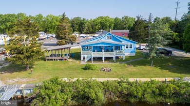 Premier Waterfront Marina & Income Powerhouse! Seize this rare - photo 15