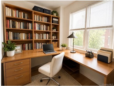 3BR/2 Bth Corner Unit with Park Views Bright and beautifully - photo 8