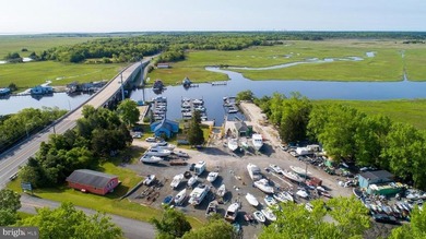 Premier Waterfront Marina & Income Powerhouse! Seize this rare - photo 25