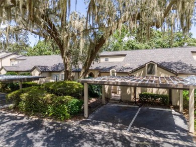 Lake Condo For Sale in Lake Mary, Florida