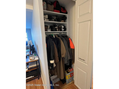 Furniture included. Turn key! (Should you want) Location! - photo 31