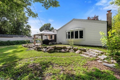 Welcome home to this beautifully maintained 3-bedroom, 2 full - photo 34