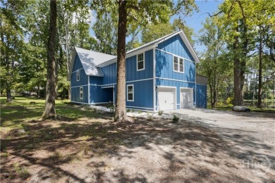 Lake Home For Sale in Glennville, Georgia