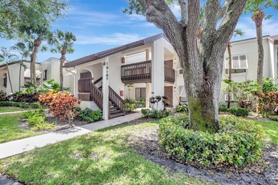 Lake Condo For Sale in Boynton Beach, Florida