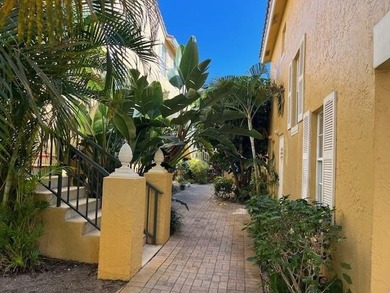 Tropical intracoastal living at this gated, waterfront community - photo 6