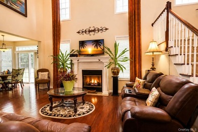 Luxury living in the prestigious gated community of Mansion - photo 15