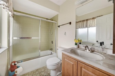 PORT CHARLOTTE!! 2 BEDROOM, 2.5 BATH, 2-CAR GARAGE WATERFRONT - photo 21