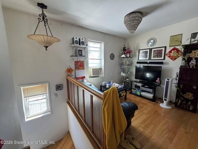 Two Family Home in South Beach - 3 Mins to VZ Bridge! Excellent - photo 21