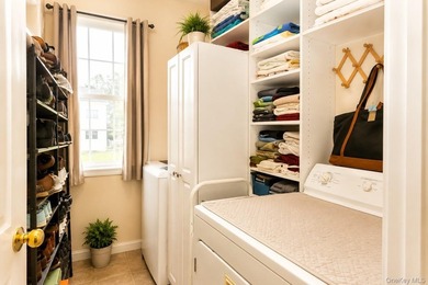 Luxury living in the prestigious gated community of Mansion - photo 24