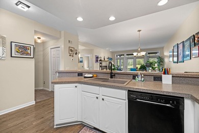 Buyer Financing Fell Through! Affordable Condo with detached - photo 6