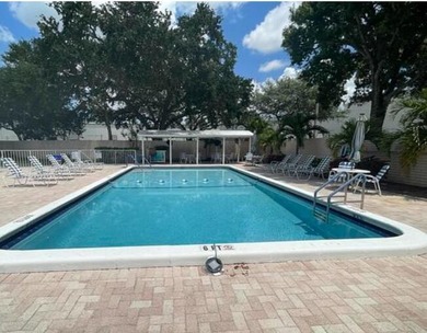Charming 2-bedroom, 2-bath manufactured home located in a - photo 31