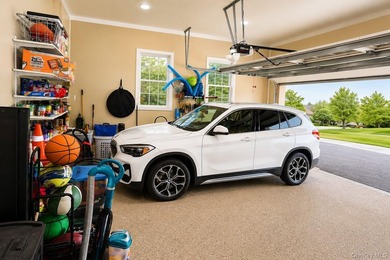Luxury living in the prestigious gated community of Mansion - photo 35