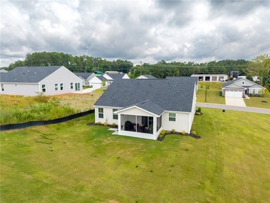 Welcome to your ultimate, turn-key dream home! This impressive - photo 35