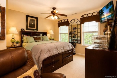 Luxury living in the prestigious gated community of Mansion - photo 40