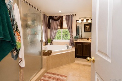 Luxury living in the prestigious gated community of Mansion - photo 46