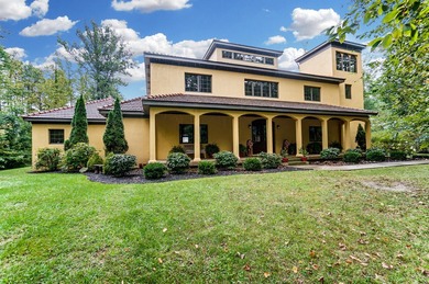 STUNNING AND SECLUDED, this Tuscan/Mediterranean inspired villa - photo 2