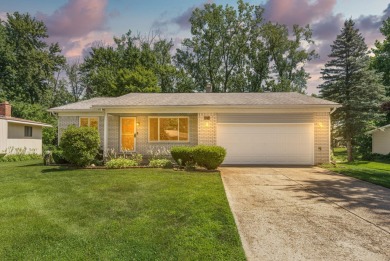 Lake Home Sale Pending in Highland, Michigan
