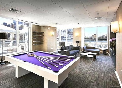There are residences that offer views, and then there are homes - photo 14
