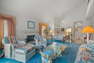 Located in the inviting community of The Village of Bernardo - photo 16