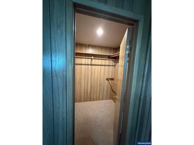 55+ Community. Well maintained, spacious home. Lots of storage